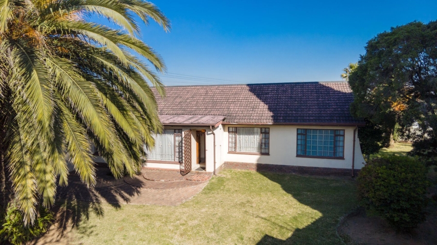 3 Bedroom Property for Sale in Mackenzie Park Gauteng