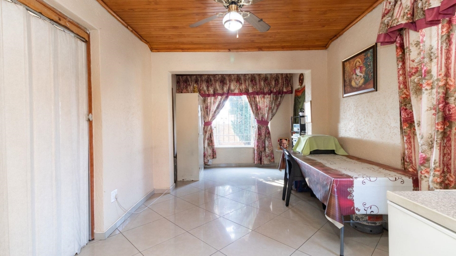 3 Bedroom Property for Sale in Mackenzie Park Gauteng