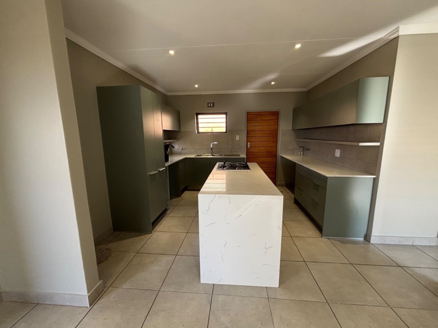 To Let 3 Bedroom Property for Rent in Nietgedacht Gauteng