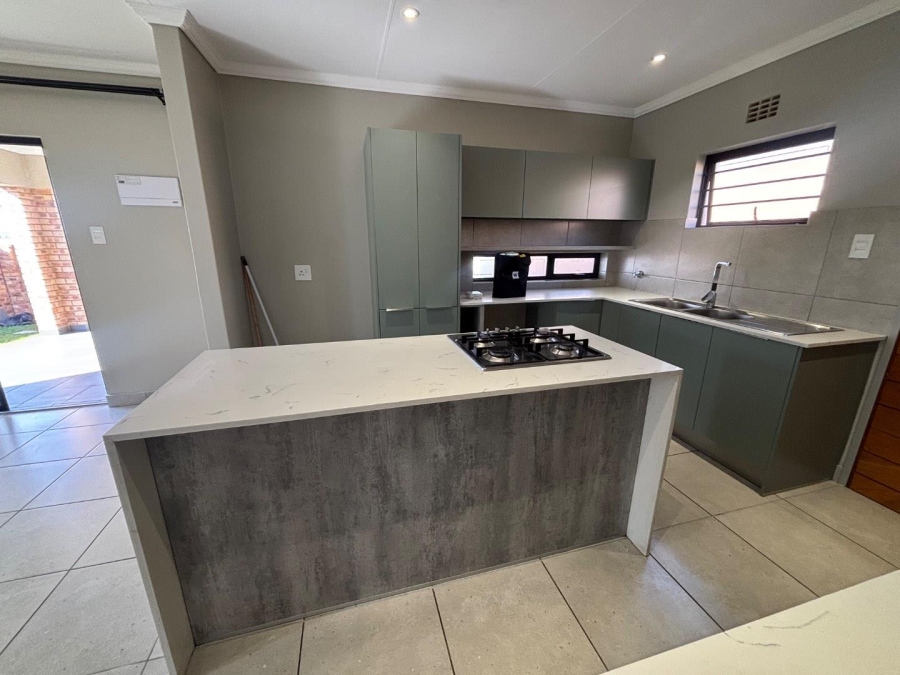 To Let 3 Bedroom Property for Rent in Nietgedacht Gauteng