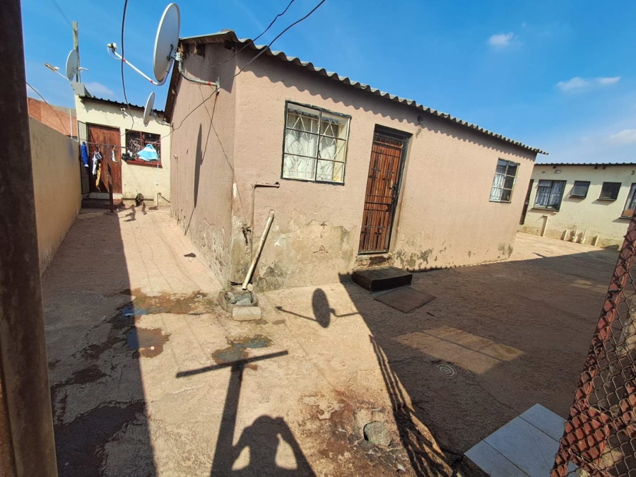 2 Bedroom Property for Sale in Tembisa Gauteng