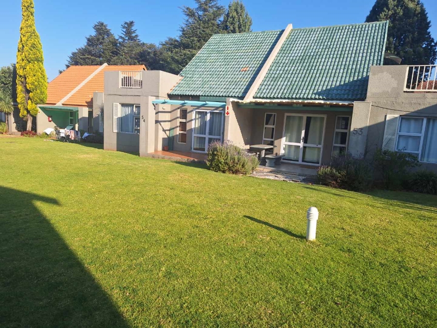 To Let 2 Bedroom Property for Rent in Weltevreden Park Gauteng