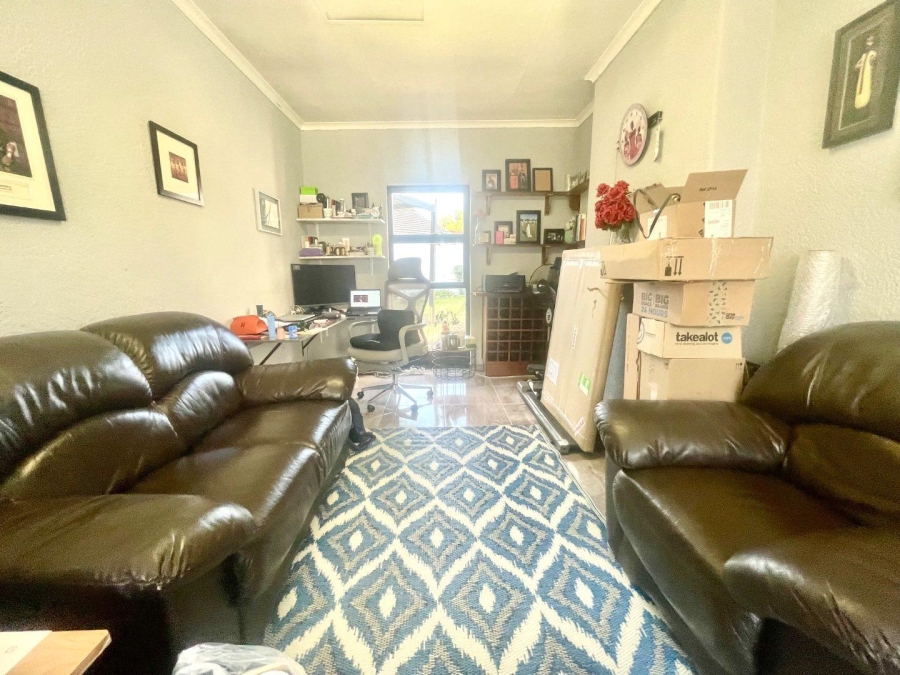3 Bedroom Property for Sale in Esther Park Gauteng