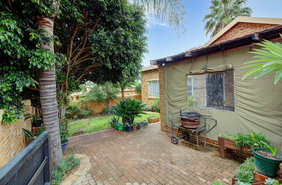 3 Bedroom Property for Sale in North Riding Gauteng