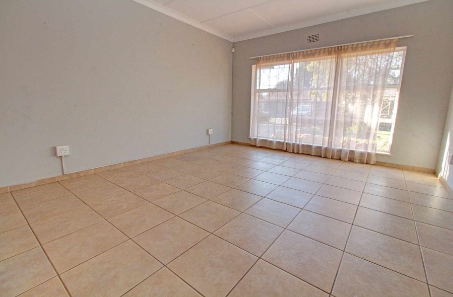 4 Bedroom Property for Sale in Horison Park Gauteng