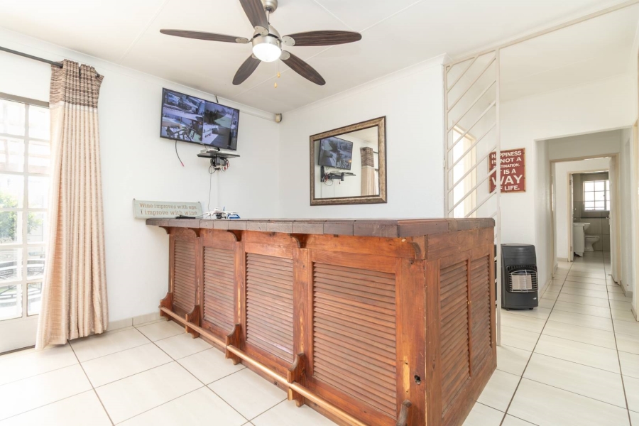 3 Bedroom Property for Sale in Bromhof Gauteng
