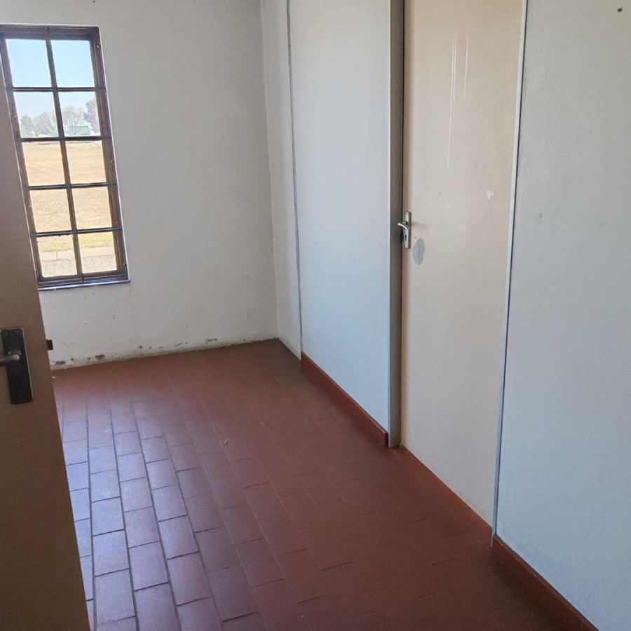 To Let commercial Property for Rent in Benoni AH Gauteng