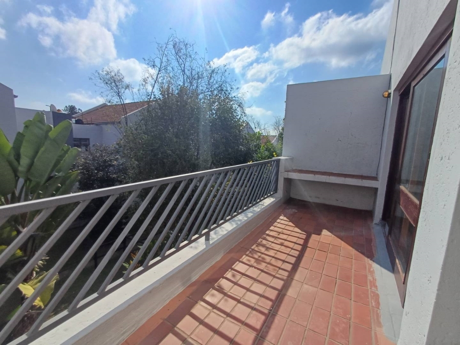 To Let 1 Bedroom Property for Rent in Morningside Manor Gauteng