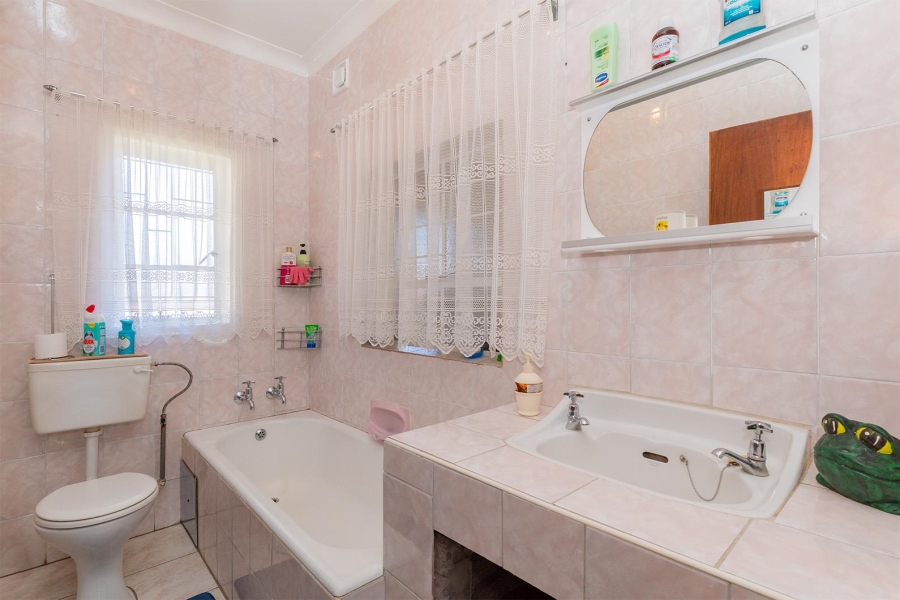 4 Bedroom Property for Sale in Norkem Park Gauteng