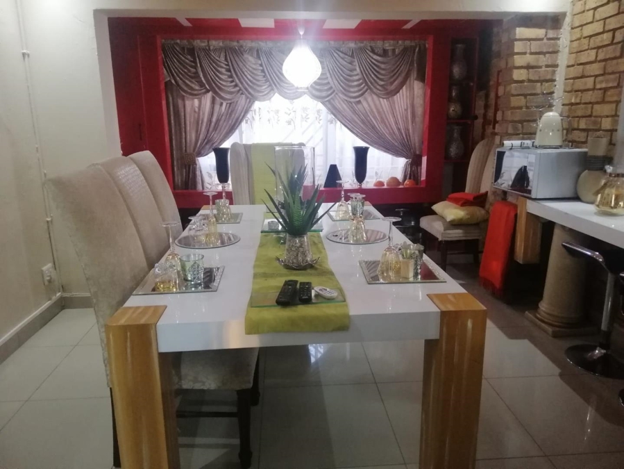 4 Bedroom Property for Sale in Mayberry Park Gauteng