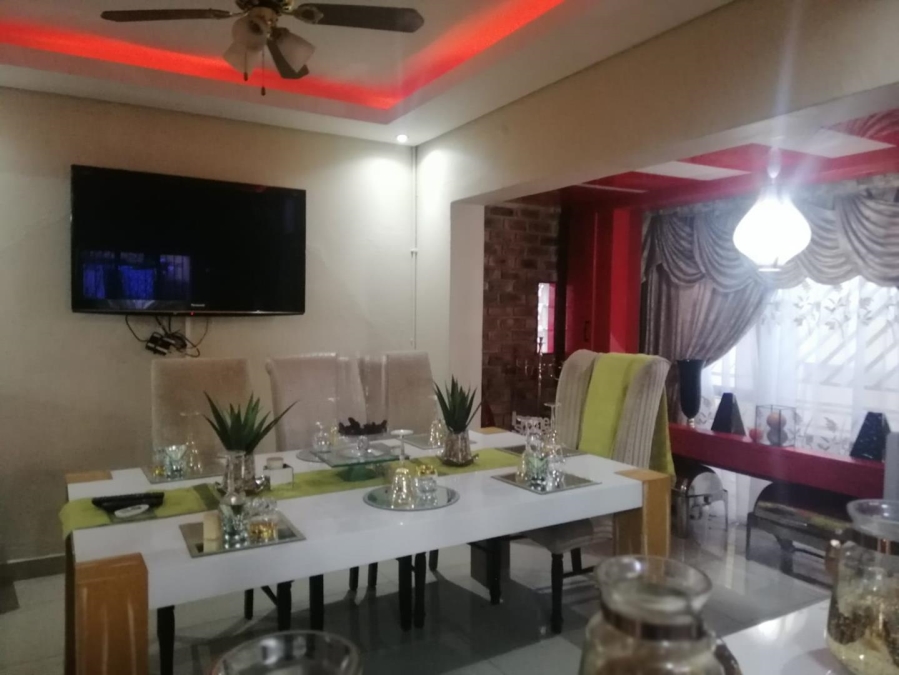 4 Bedroom Property for Sale in Mayberry Park Gauteng