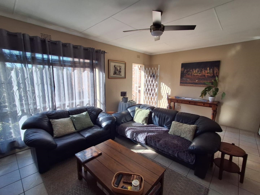 3 Bedroom Property for Sale in Brackenhurst Gauteng