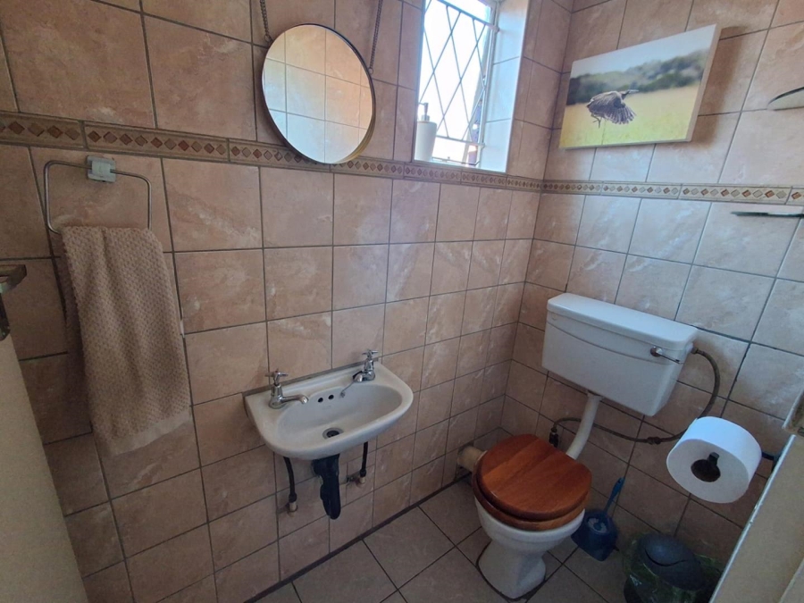 3 Bedroom Property for Sale in Brackenhurst Gauteng