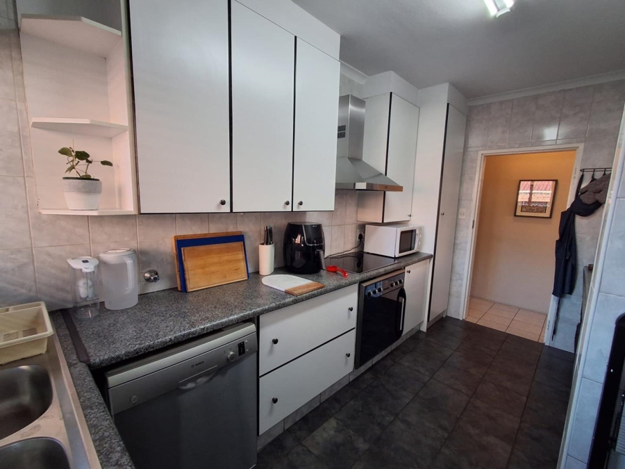 3 Bedroom Property for Sale in Brackenhurst Gauteng