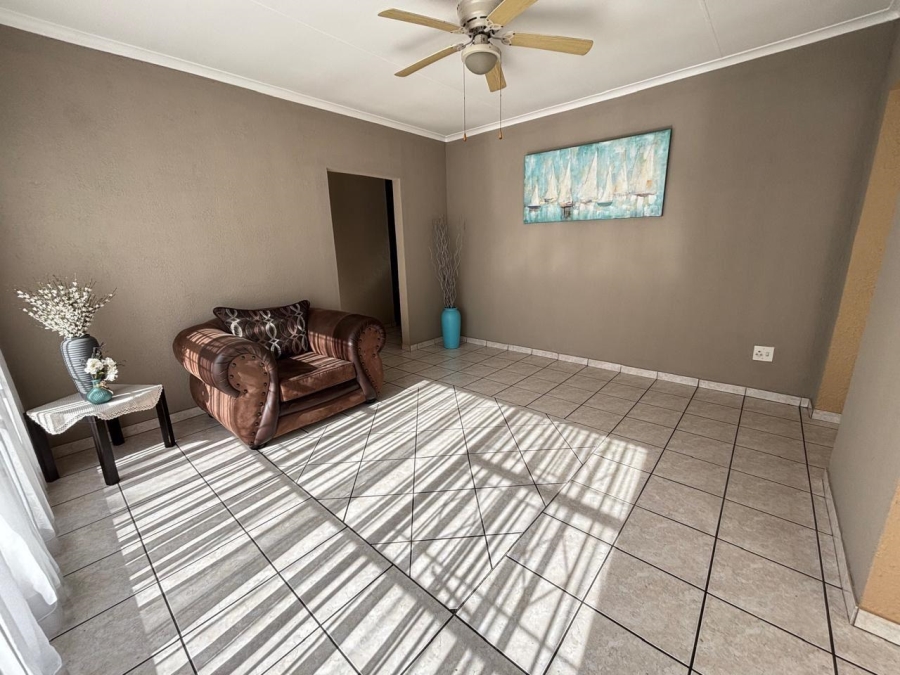 4 Bedroom Property for Sale in Mayberry Park Gauteng