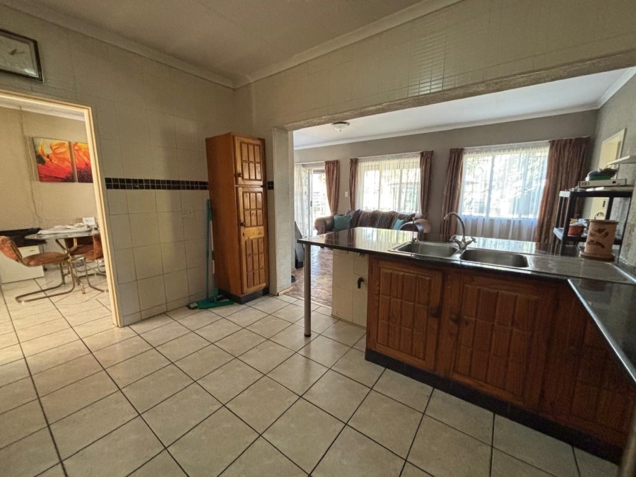 4 Bedroom Property for Sale in Mayberry Park Gauteng
