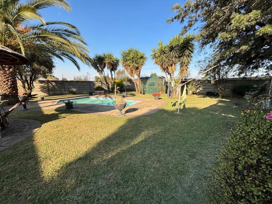 4 Bedroom Property for Sale in Mayberry Park Gauteng