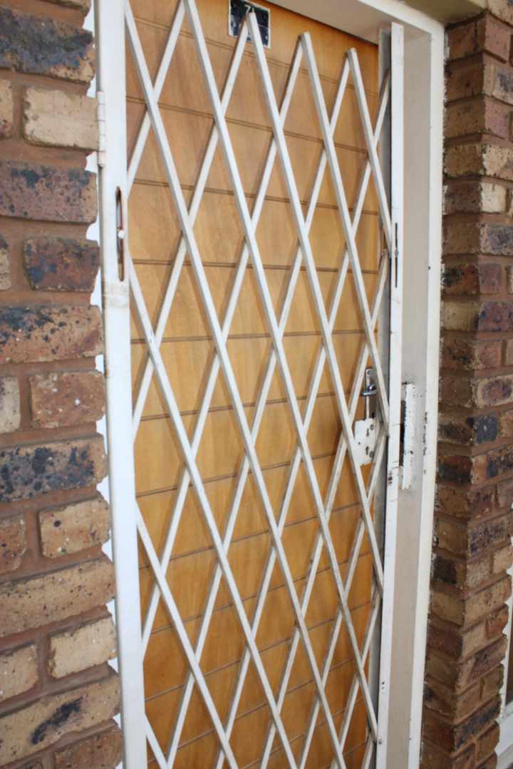 To Let 1 Bedroom Property for Rent in Pretoria Central Gauteng