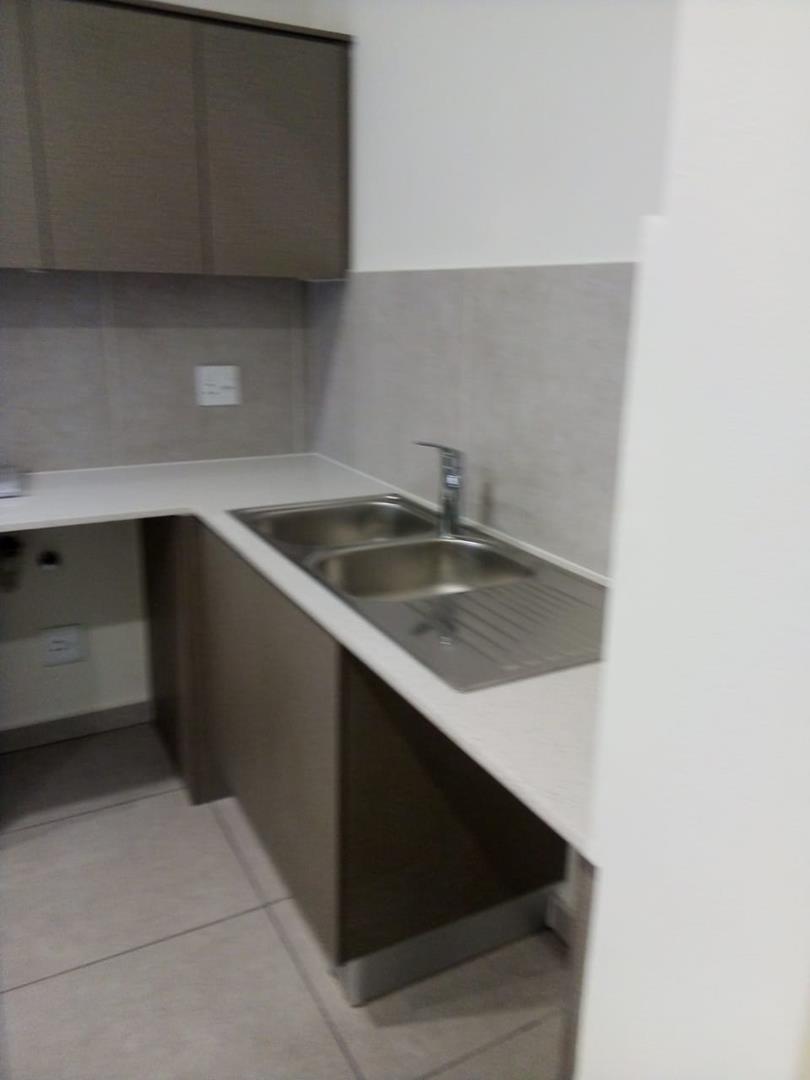 To Let 2 Bedroom Property for Rent in Greenstone Hill Gauteng