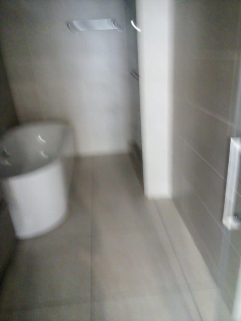 To Let 2 Bedroom Property for Rent in Greenstone Hill Gauteng