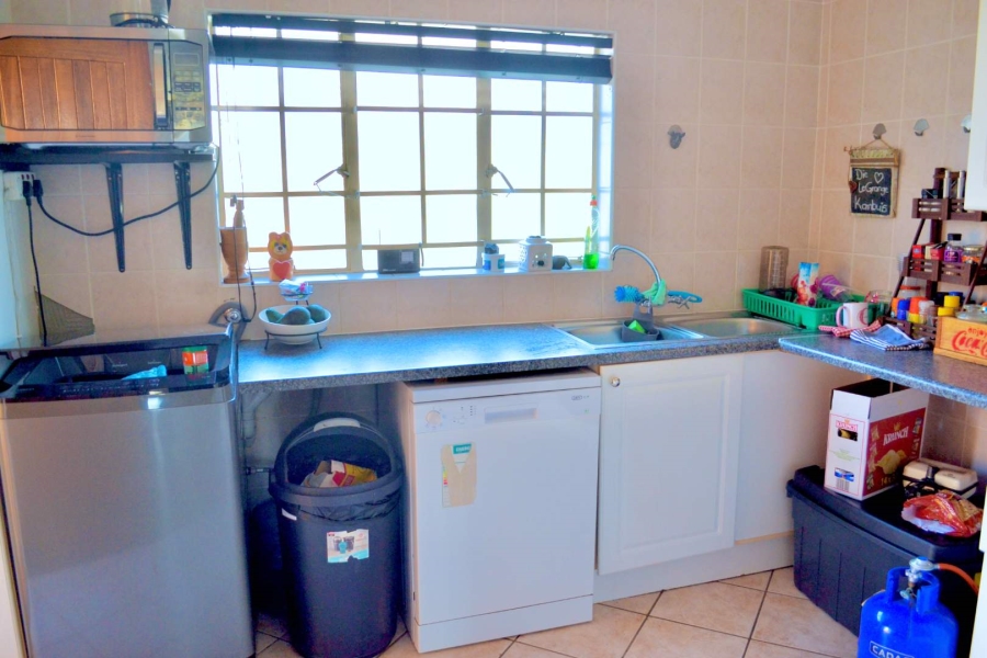 To Let 3 Bedroom Property for Rent in Equestria Gauteng