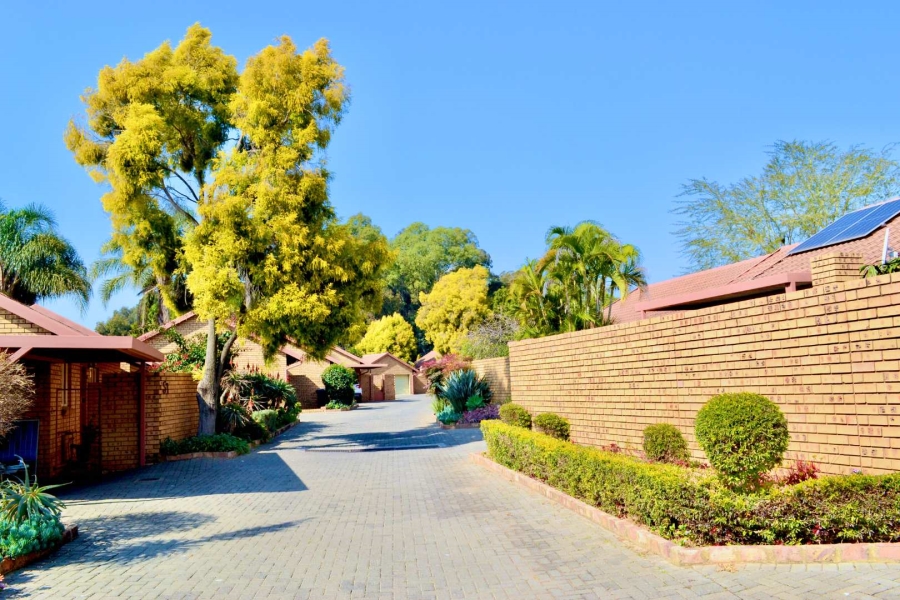 To Let 3 Bedroom Property for Rent in Equestria Gauteng