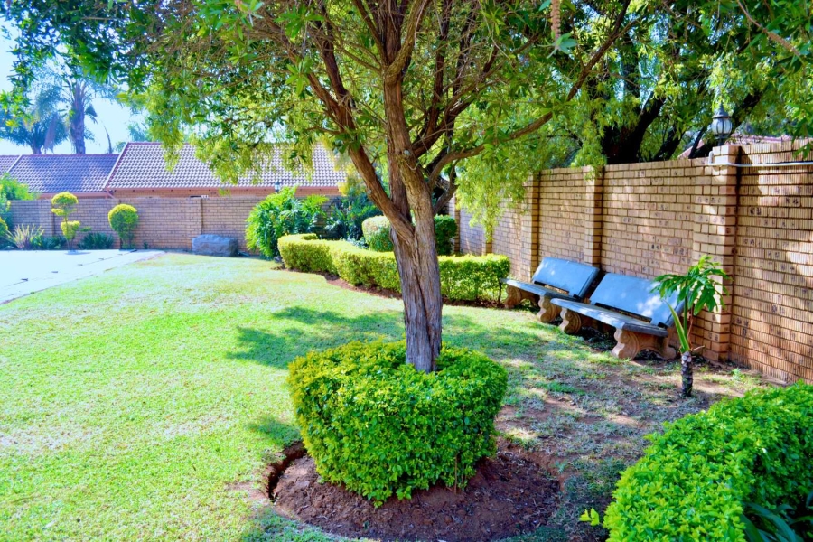 To Let 3 Bedroom Property for Rent in Equestria Gauteng