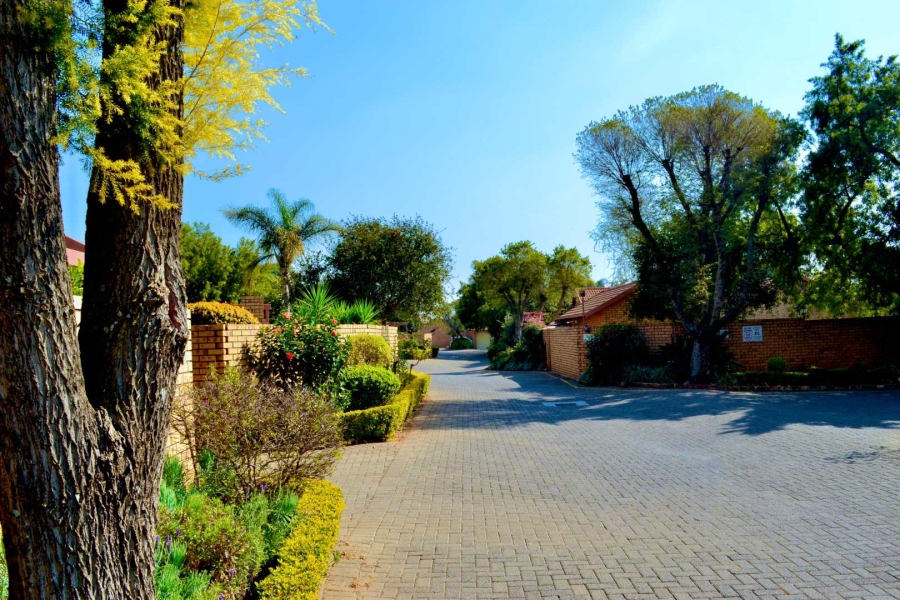 To Let 3 Bedroom Property for Rent in Equestria Gauteng
