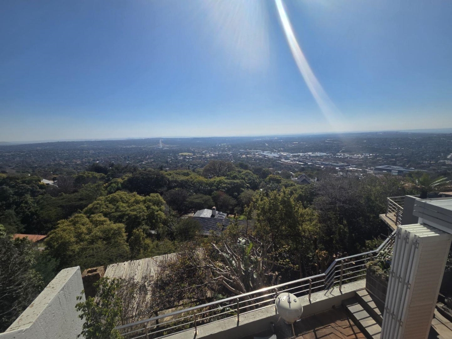 To Let 3 Bedroom Property for Rent in Northcliff Gauteng