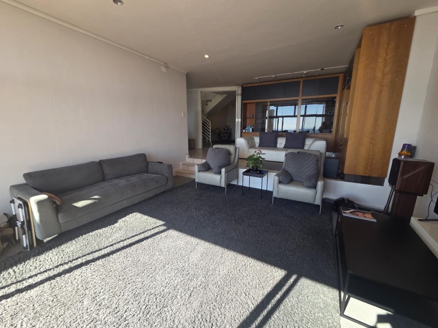 To Let 3 Bedroom Property for Rent in Northcliff Gauteng