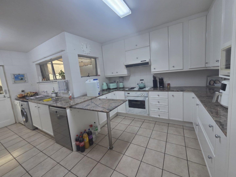 To Let 3 Bedroom Property for Rent in Northcliff Gauteng