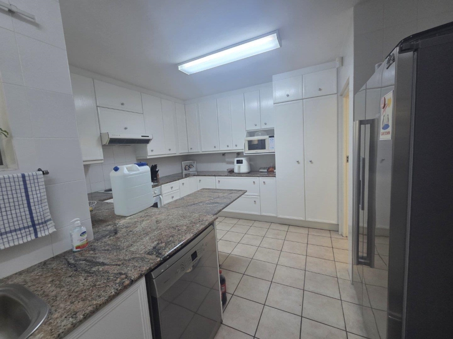 To Let 3 Bedroom Property for Rent in Northcliff Gauteng