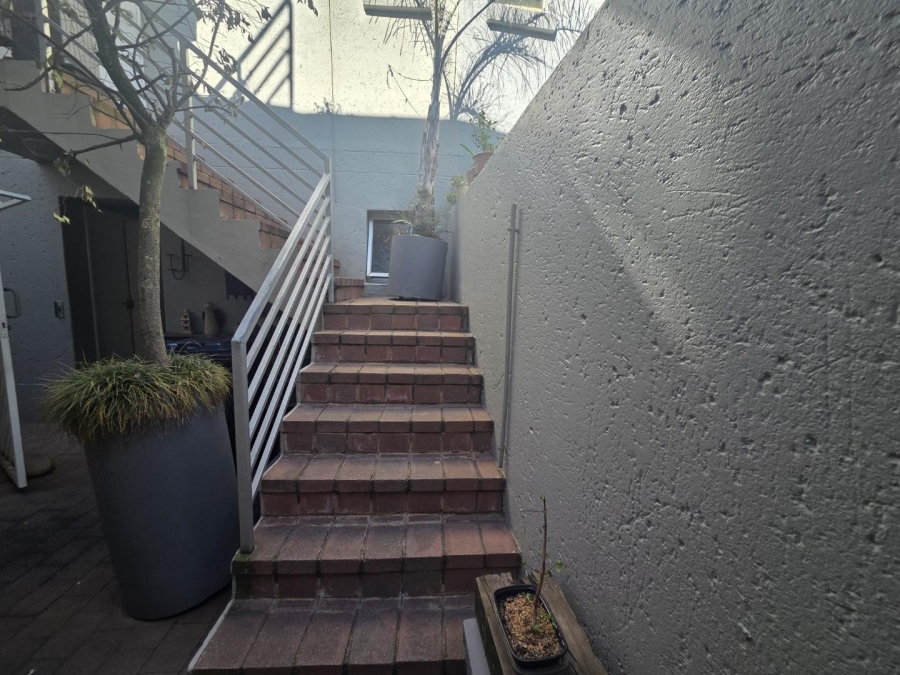To Let 3 Bedroom Property for Rent in Northcliff Gauteng