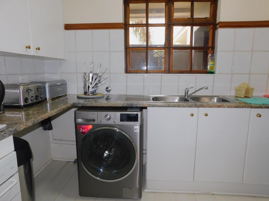 To Let 2 Bedroom Property for Rent in Morningside Gauteng