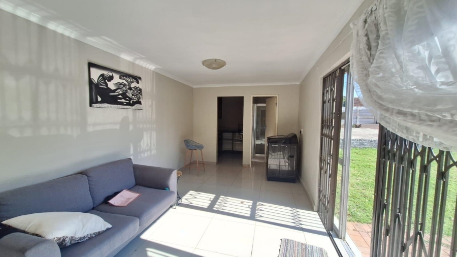 To Let 1 Bedroom Property for Rent in Blairgowrie Gauteng
