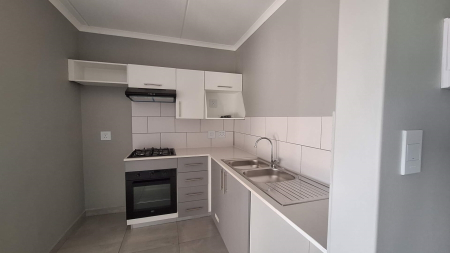 To Let 2 Bedroom Property for Rent in Ferndale Gauteng