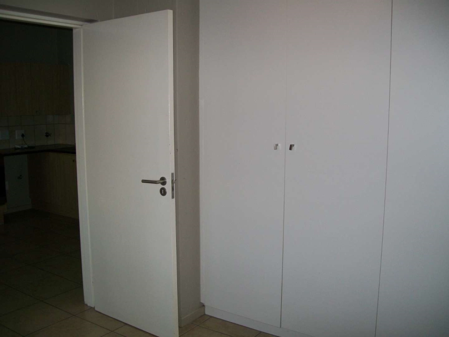 To Let 2 Bedroom Property for Rent in Ferndale Gauteng