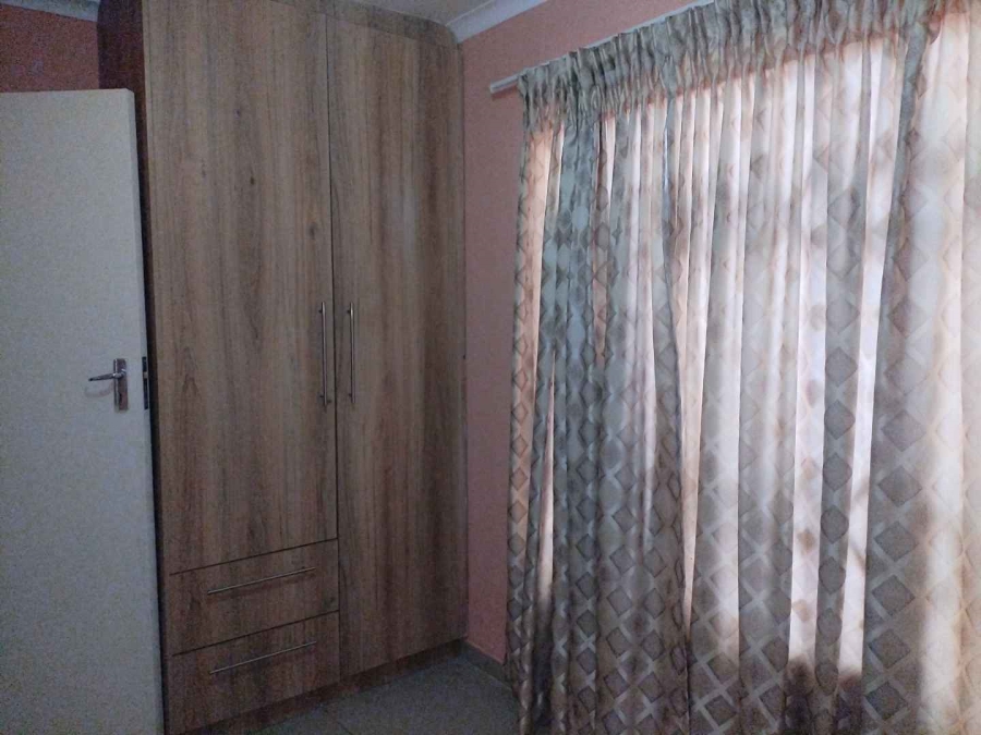 To Let 2 Bedroom Property for Rent in Mahube Valley Gauteng