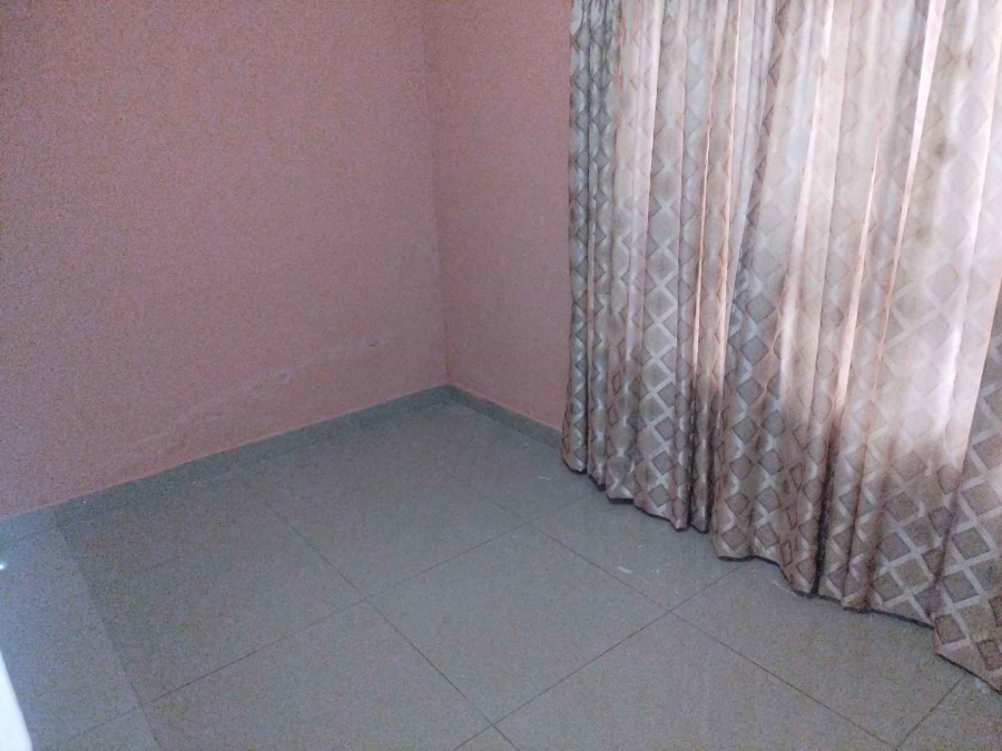 To Let 2 Bedroom Property for Rent in Mahube Valley Gauteng