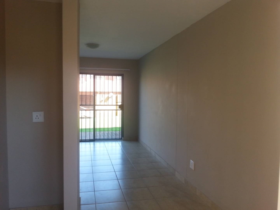 1 Bedroom Property for Sale in Annlin-wes Gauteng