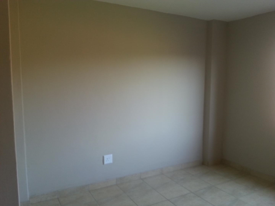 1 Bedroom Property for Sale in Annlin-wes Gauteng