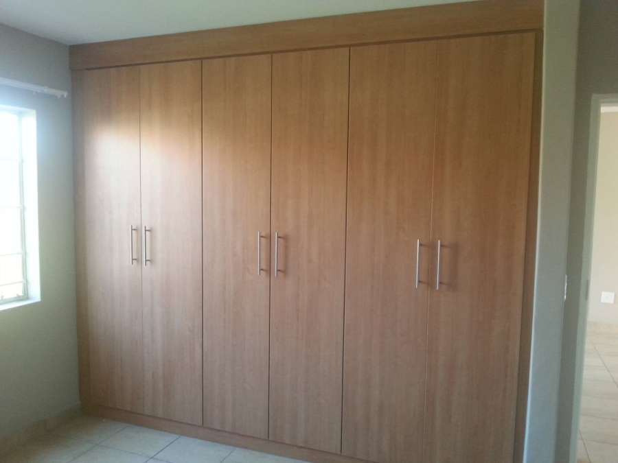 1 Bedroom Property for Sale in Annlin-wes Gauteng