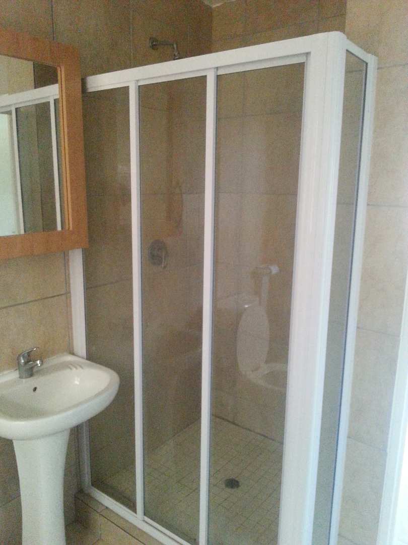 1 Bedroom Property for Sale in Annlin-wes Gauteng