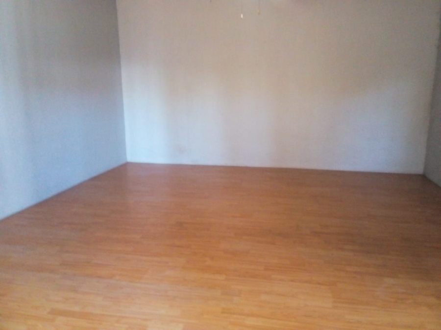 Commercial Property for Sale in Allen Grove Gauteng