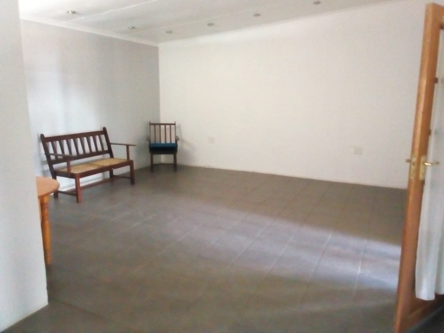 Commercial Property for Sale in Allen Grove Gauteng