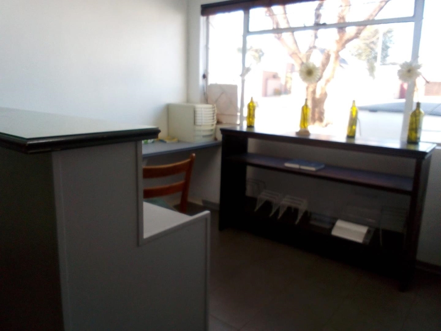 Commercial Property for Sale in Allen Grove Gauteng