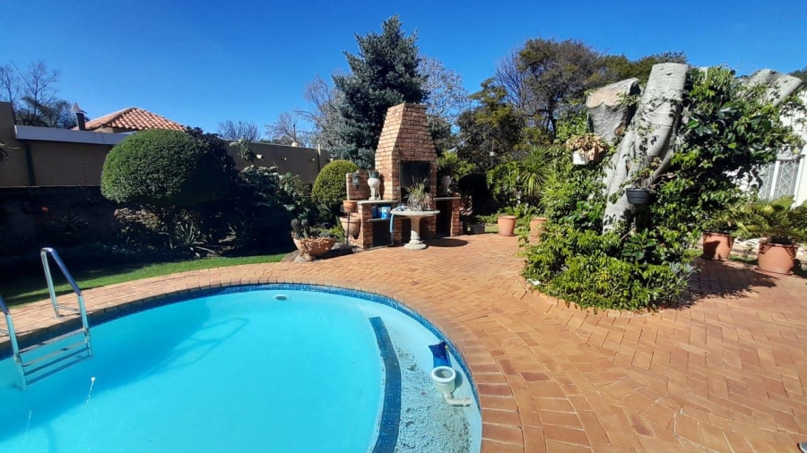 3 Bedroom Property for Sale in Van Riebeeck Park Gauteng