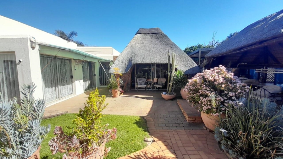 3 Bedroom Property for Sale in Van Riebeeck Park Gauteng