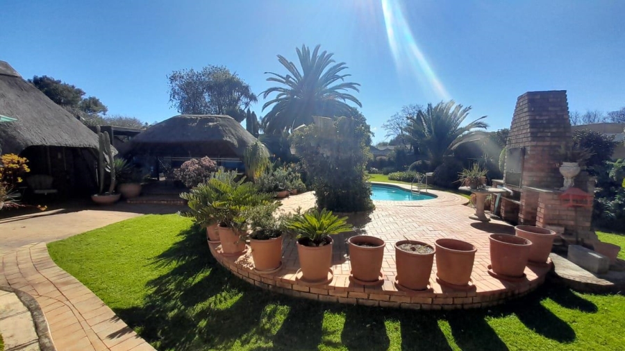 3 Bedroom Property for Sale in Van Riebeeck Park Gauteng