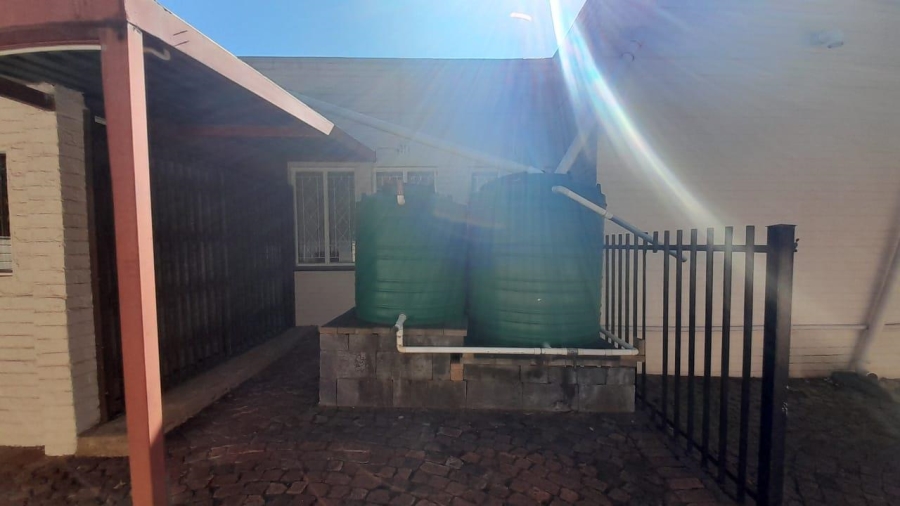 3 Bedroom Property for Sale in Van Riebeeck Park Gauteng